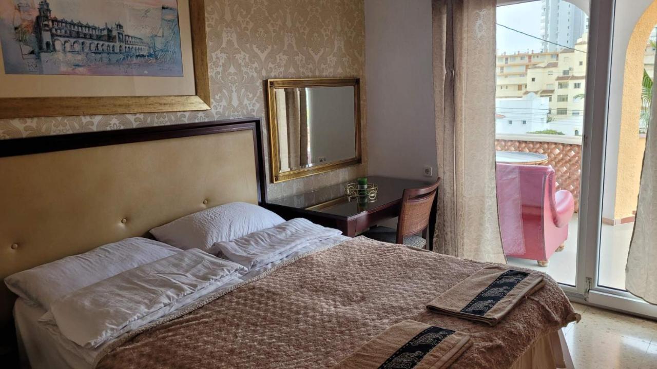 Villa Vid-Bil カルプ エクステリア 写真